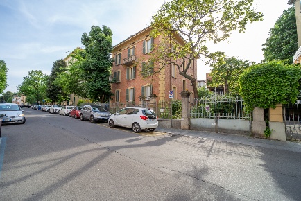 Foto Appartamento in Via Goito 7, Parma Centro Storico di 125 m² in affitto