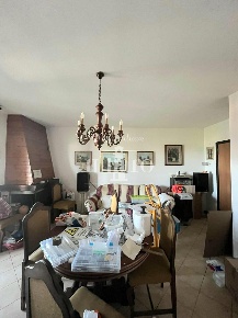 Foto Appartamento a Firenze Brozzi di 98 m² con 5 locali in vendita