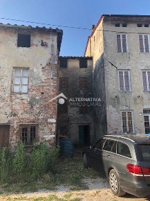 Foto Casale a Lucca Sant'Angelo di 70 m² con 4 locali in vendita