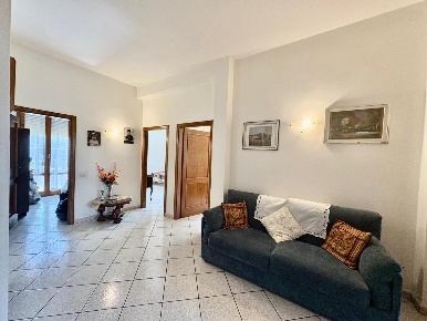 Foto Appartamento a Castelfiorentino Centro di 95 m² con 5 locali