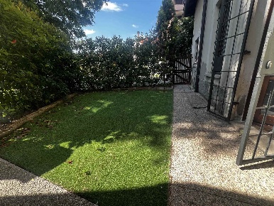 Foto Appartamento a Busto Garolfo Centro di 84 m² con 2 locali in vendita