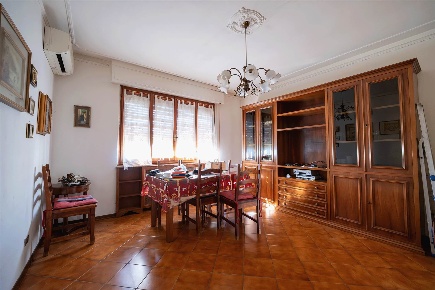 Foto Appartamento in via Lorenzo Valla, Prato Mezzana di 111 m² in vendita