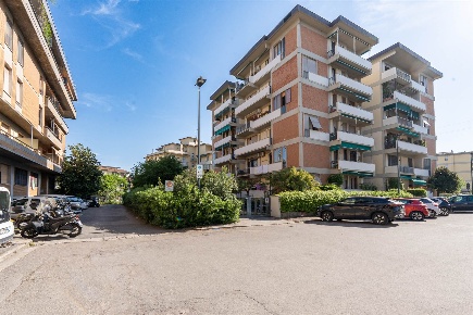 Foto Appartamento a Firenze Rovezzano di 98 m² con 4 locali in vendita