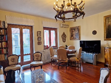 Foto Appartamento in Via del Caravaggio 16, Milano Solari di 105 m²