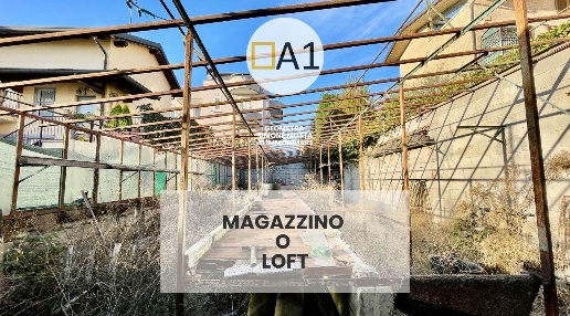 Foto Magazzino a Lentate sul Seveso Centro di 47 m² con 1 locali in vendita