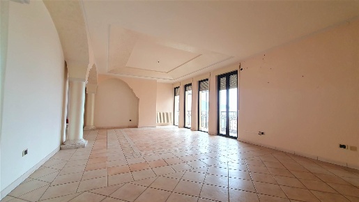 Foto Appartamento in Via Umberto I, Lanusei di 170 m² con 6 locali
