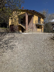 Foto Villa unifamiliare in Via idice 128, Monterenzio di 90 m² con 4 locali