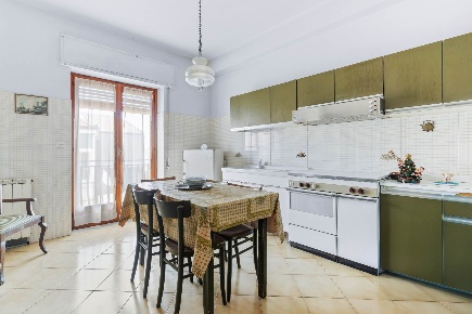 Foto Appartamento in Via Nocilla 19, Aci Sant'Antonio Centro di 92 m²