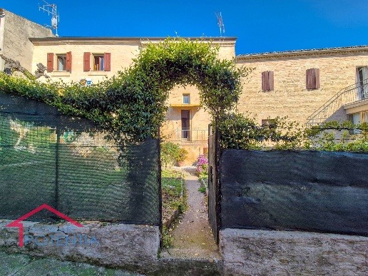 immagine annuncio 1 di 14