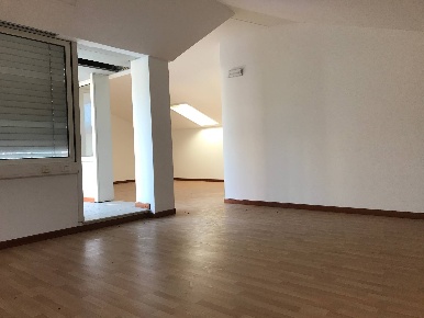 Foto Ufficio a Villorba Lancenigo Villorba di 118 m² con 2 locali
