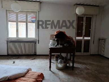 Foto Case semi ndipendenti in via saffi 10, Sannazzaro de' Burgondi Centro