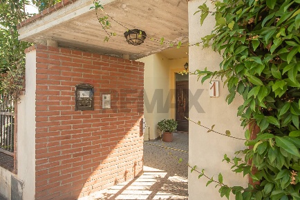 Foto Casa indipendente in via amstrong 1, Montesilvano Centro di 210 m²