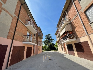 Foto Appartamento in Via Dei Frutteti, Ferrara di 115 m² con 4 locali