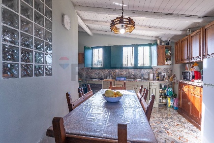 Foto Villa unifamiliare a Melilli di 140 m² con 5 locali in vendita