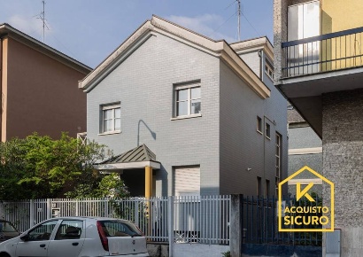 Foto Villa unifamiliare in Via Don Carlo Porro 19, Milano Precotto