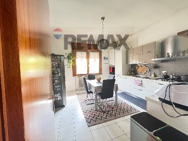 Foto Appartamento in Via Eridania 2170, Stienta Centro di 190 m² in vendita