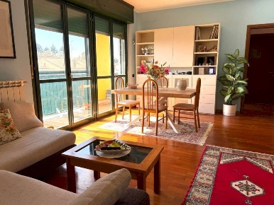 Foto Appartamento in via Montello 53, Rescaldina di 98 m² con 3 locali