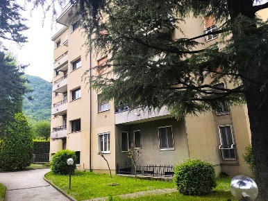 Foto Appartamento in via cesare cantù, Olginate di 73 m² con 2 locali