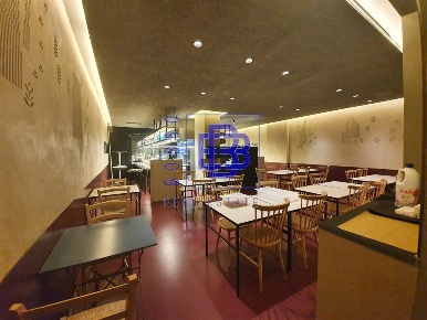 Foto Negozio in Via Fara, Milano Centrale di 137 m² con 3 locali in vendita