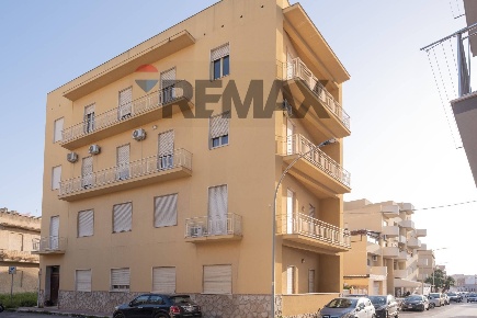 Foto Appartamento in Via Beato Angelico 2, Trapani Casa Santa di 165 m²