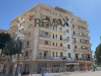 Foto Appartamento in Via papa Giovanni XXlll, Bagheria Centro di 110 m²