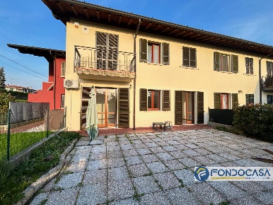 Foto Appartamento a Erbusco Zocco di 100 m² con 3 locali in vendita