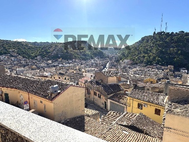 Foto Casa indipendente in Via Occhipinti 52-54, Modica Modica Bassa