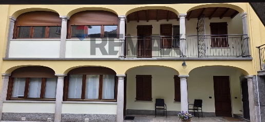 Foto Appartamento in Via Martino Longhi 21, Viggiù Centro di 80 m²