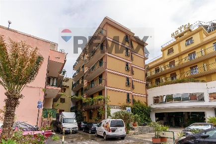 Foto Appartamento in via Nazionale 87, Sant'Alessio Siculo di 46 m²