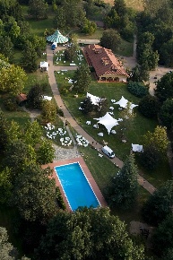 Foto Rustico in strada Menabò 1, Cellarengo di 930 m² con 31 locali