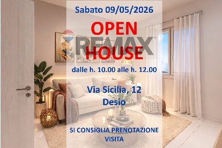 Foto Villa unifamiliare in Via Sicilia 12, Desio di 142 m² con 4 locali