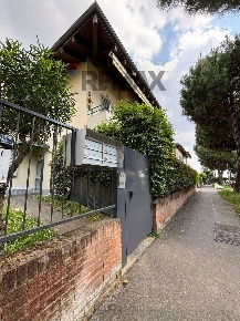 Foto Appartamento in Via don Ravazzi 29, Cassinetta di Lugagnano di 72 m²