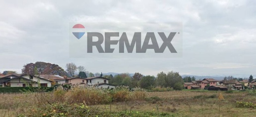 Foto Terreno agricolo in Via Patrioti, Inarzo di 6360 m² in vendita