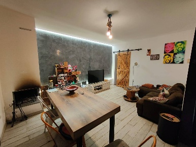 Foto Appartamento in Via Di Camino, Vaiano di 70 m² con 2 locali in vendita