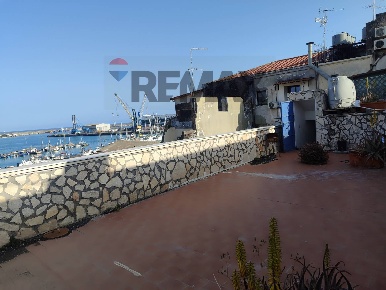 Foto Appartamento in Vicolo Flavio Gioia 33, Catania di 83 m² con 4 locali
