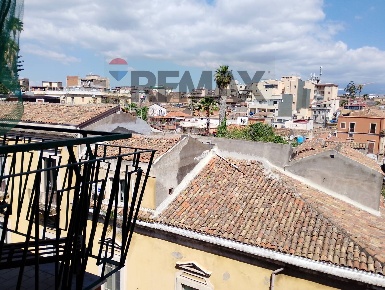 Foto Appartamento in Via Garibaldi 259, Catania Centro Storico di 120 m²