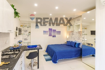 Foto Appartamento in Via Recanati 9, Giardini-Naxos Centro di 21 m²