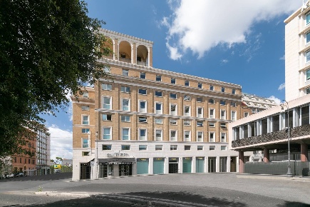 Foto Ufficio in Piazza Dell' Indipendenza, Roma Repubblica di 1000 m²