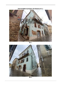 Foto Casa indipendente in Via Trinità, Atri Centro di 188 m² con 10 locali