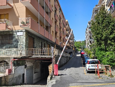 Foto Appartamento in Via Pomposa, Genova San Teodoro di 81 m² con 5 locali