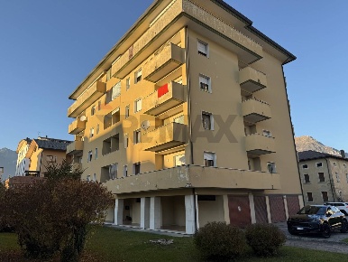 Foto Appartamento in Via Alpago Novello 11, Belluno Centro di 100 m²