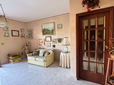Foto Appartamento in Via Michelangelo Buonarroti 11, Aci Catena Centro