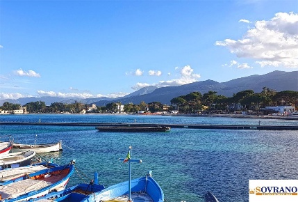 Foto Villa unifamiliare a Palermo Partanna di 170 m² con 5 locali