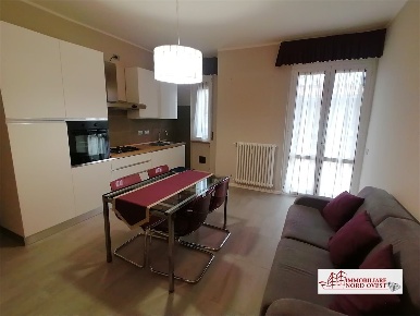 Foto Appartamento in Via Monterosa, Cornaredo Centro di 68 m² con 2 locali