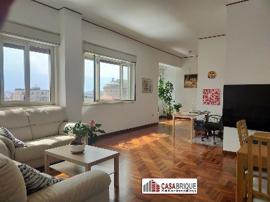 Foto Appartamento in Via Mariano Stabile, Palermo di 60 m² con 3 locali