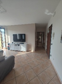 Foto Appartamento in Via Grandi  7, Gonzaga Bondeno di 15 m² con 6 locali