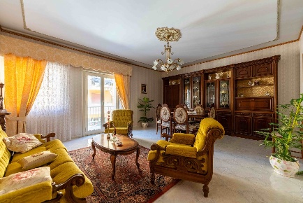 Foto Appartamento in via Alcide De Gasperi 1, Lascari di 134 m² in vendita