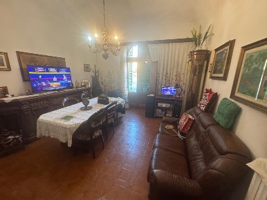 Foto Casa indipendente a Pisa Centro di 95 m² con 4 locali in vendita