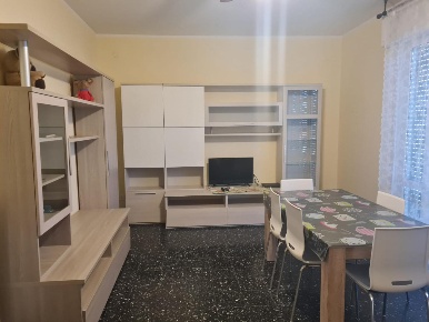 Foto Appartamento a Camaiore Lido di Camaiore di 100 m² con 5 locali