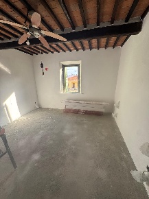 Foto Casa indipendente a Cascina Centro di 150 m² con 7 locali in vendita
